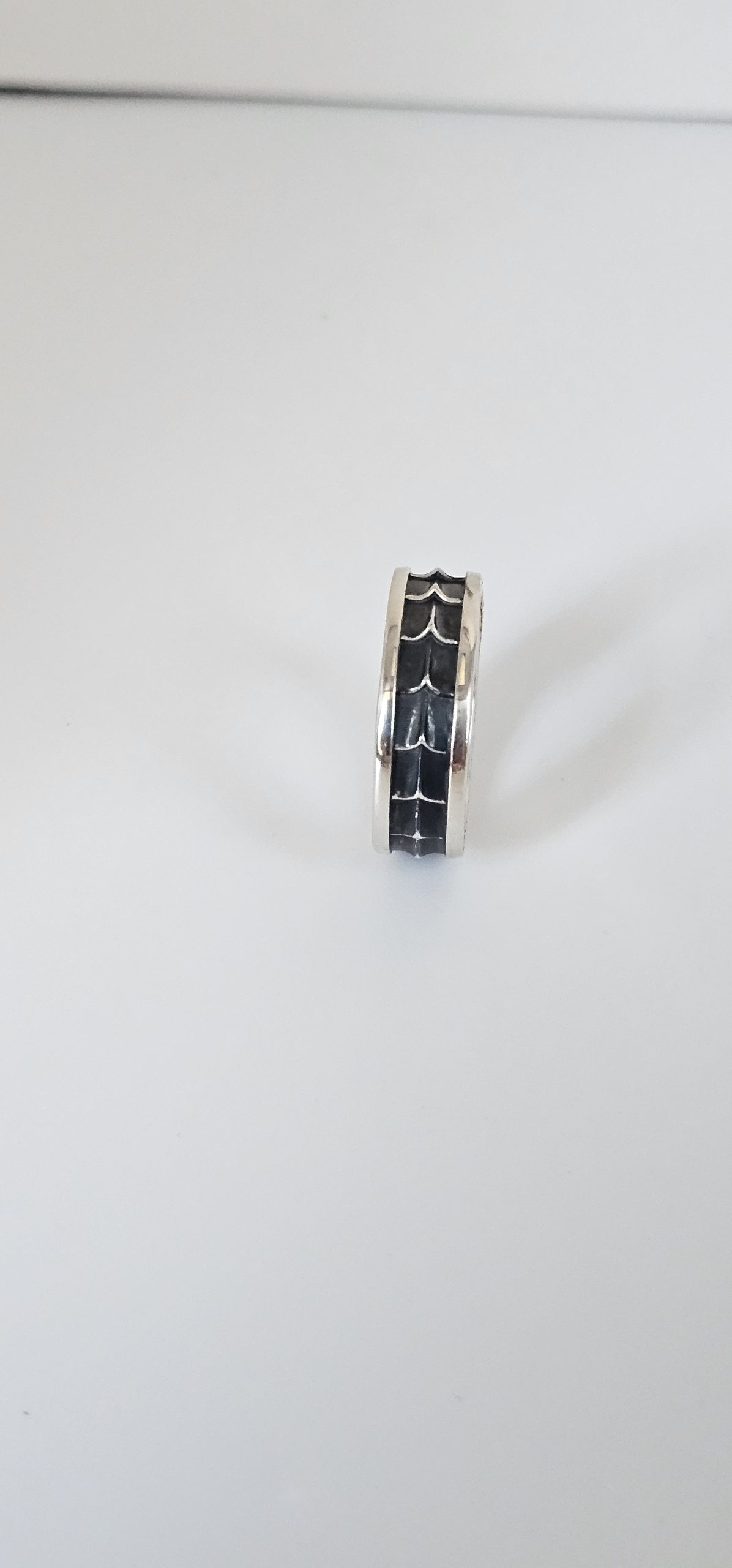 David Yurman Armory Band Ring in Sterling Silver, 9MM - Image 3