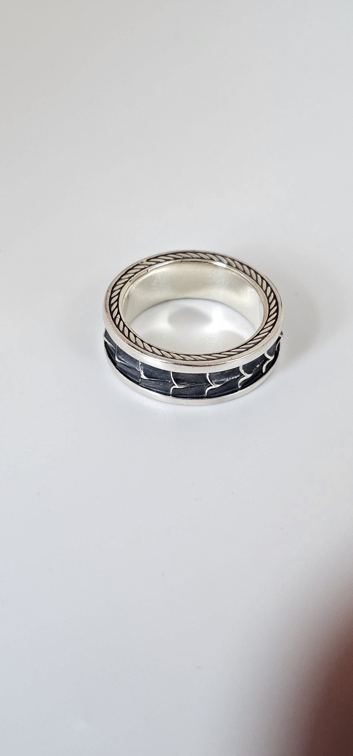 David Yurman Armory Band Ring in Sterling Silver, 9MM - Image 2